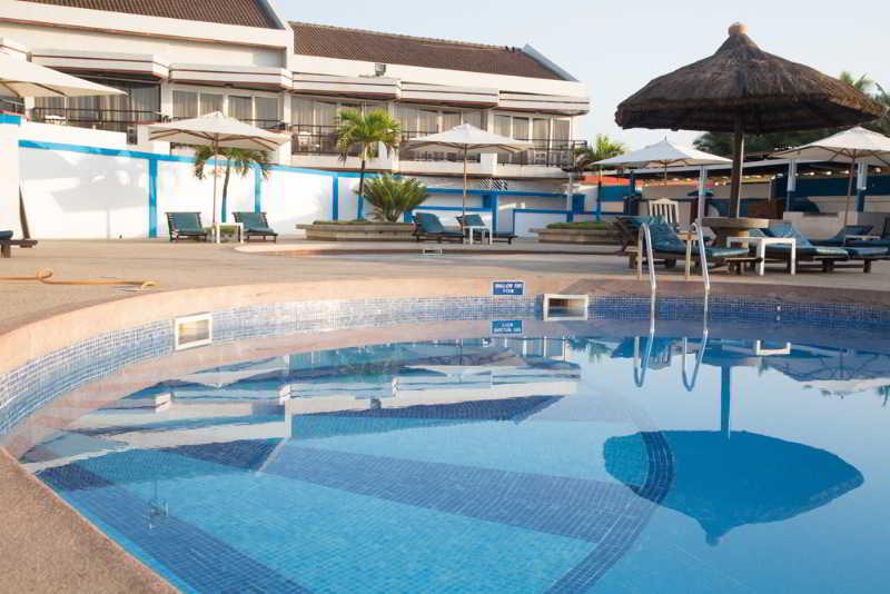 Elmina Beach Resort Exterior foto