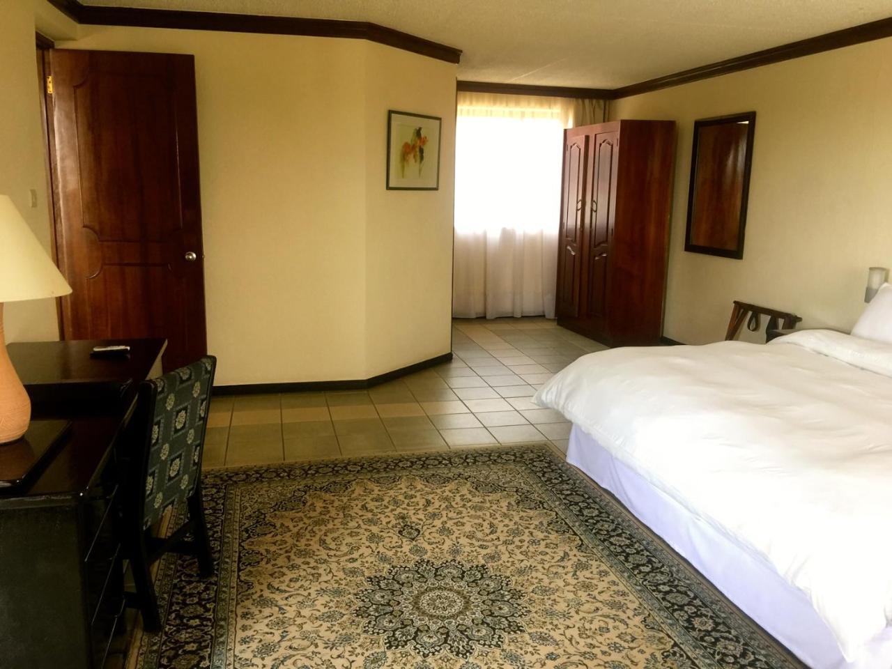 Elmina Beach Resort Exterior foto